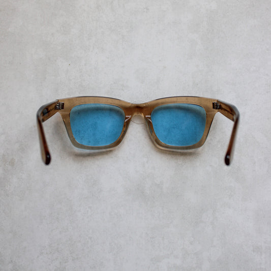 918 Clear Light Brown Frame with Light Blue Lenses