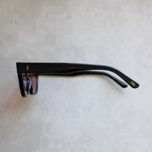 914 Black Frame with Red Lenses