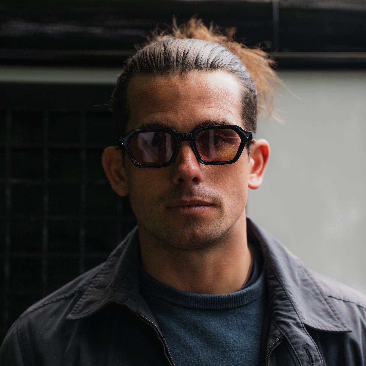 946 Black Frame with Light Brown Lenses