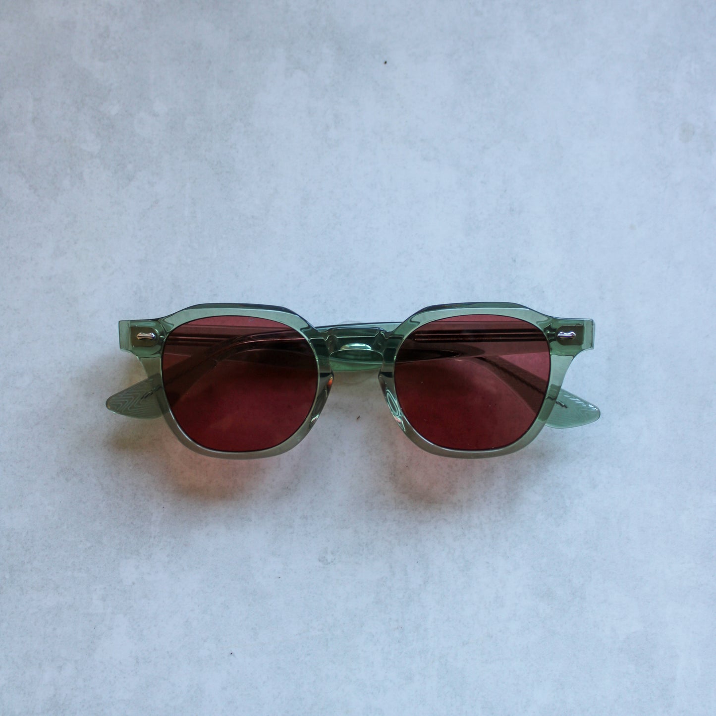 1/1 Dark Green Frame with Red Lenses