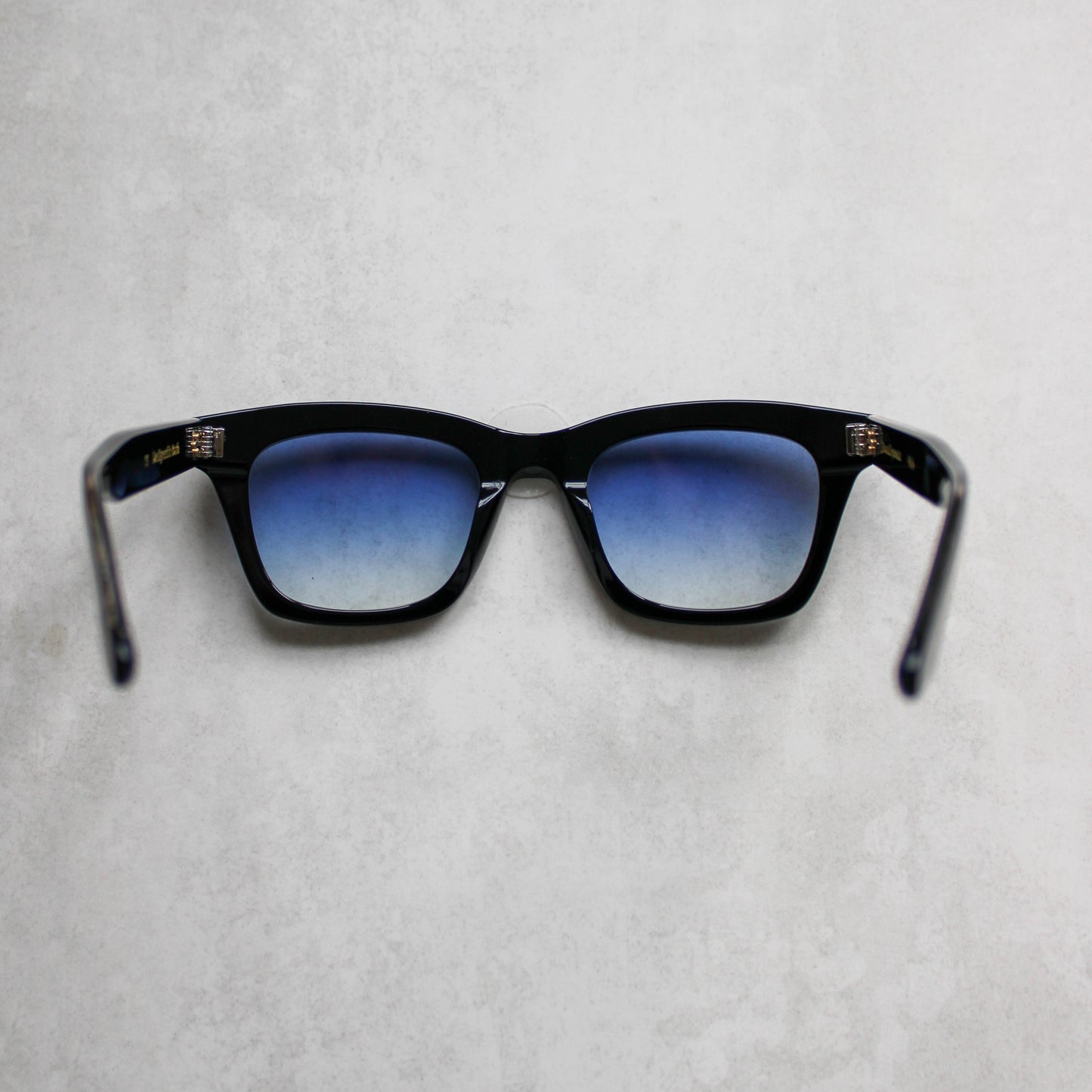 918 Black Frame with Blue Gradient Lenses