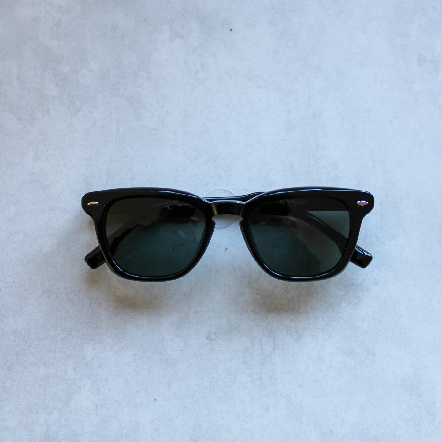 1/1 Black Frame with Black Lenses
