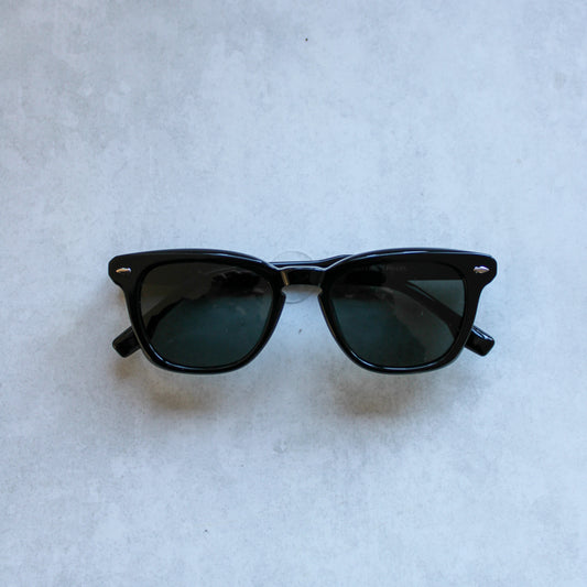 1/1 Black Frame with Black Lenses