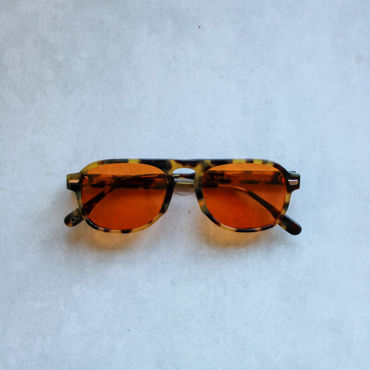1/1 Amber Tortoiseshell Frame with Orange Lenses