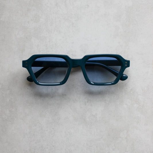 946 Royal Blue Frame with Blue Gradient Lenses