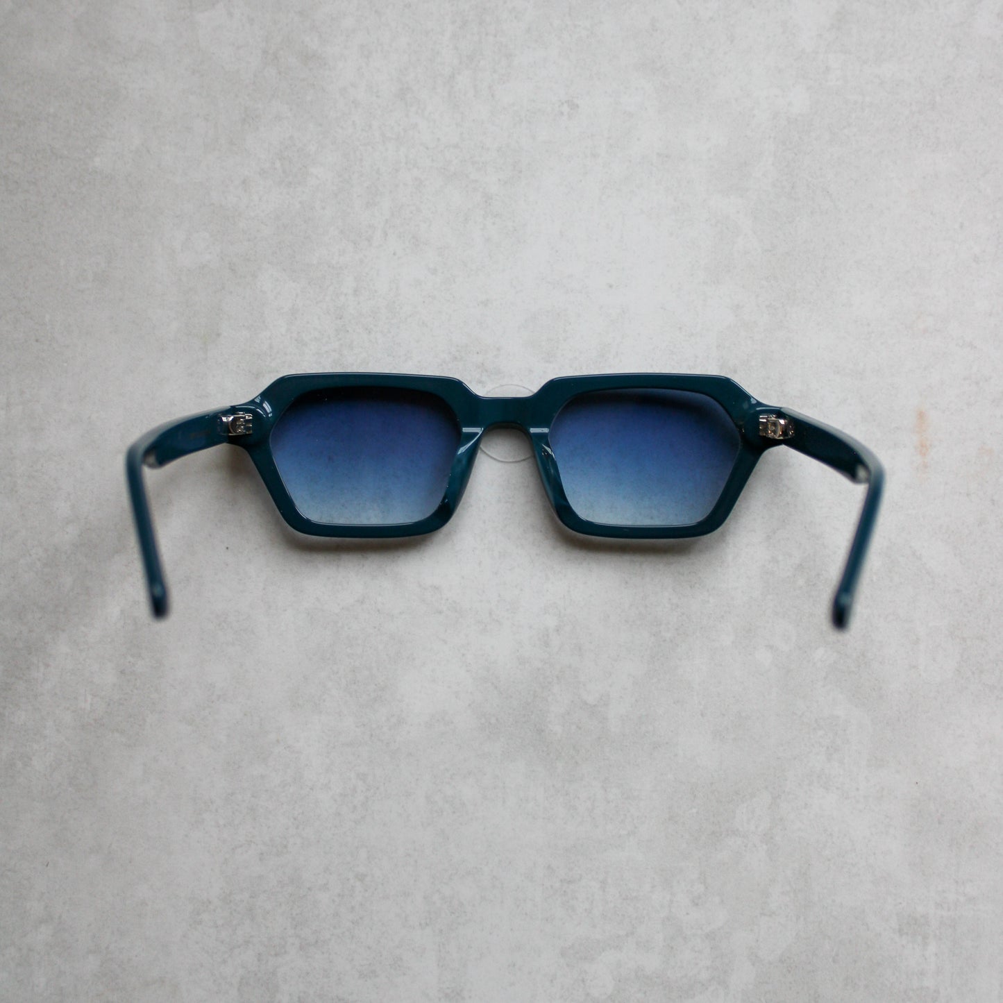 946 Royal Blue Frame with Blue Gradient Lenses