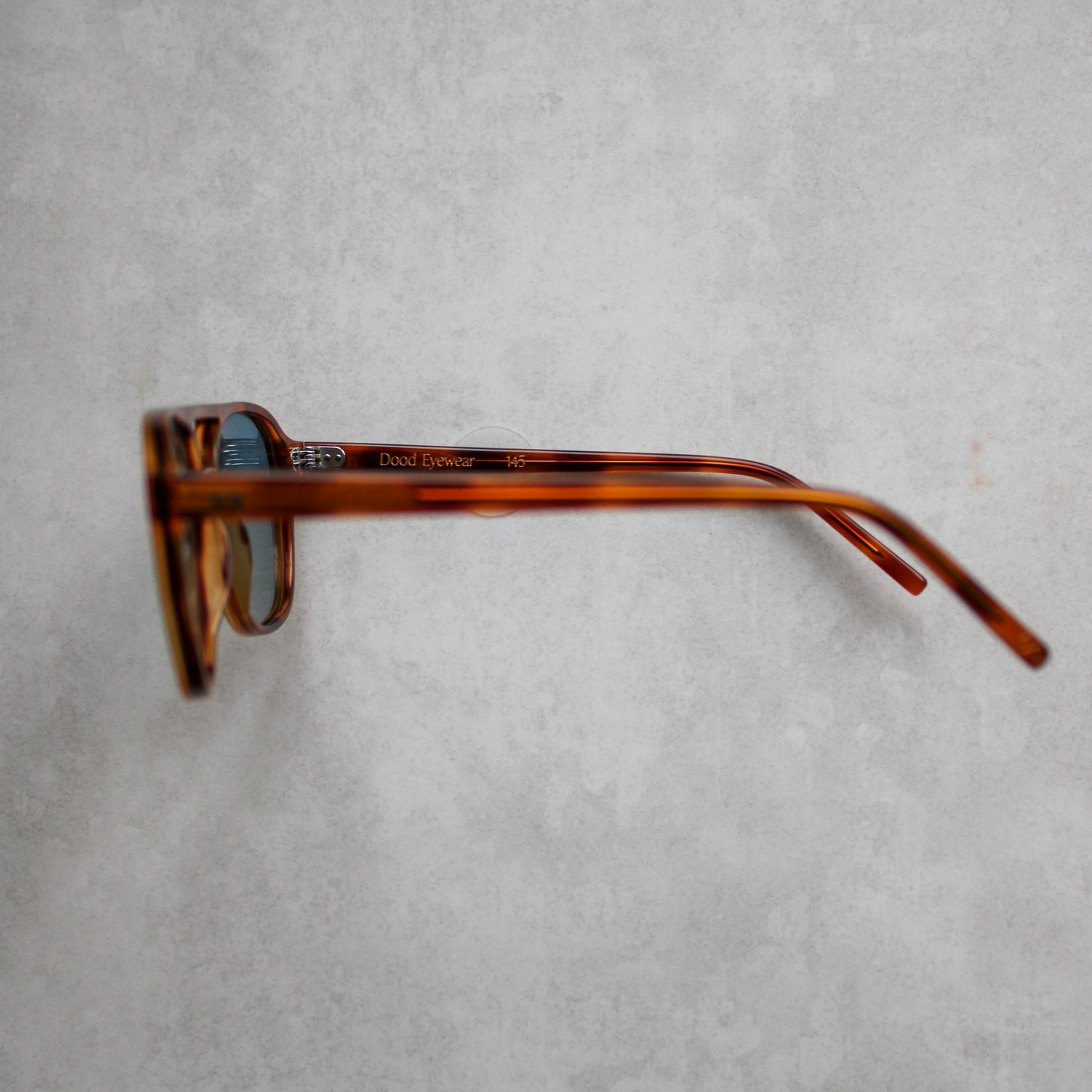 145 Light Tortoiseshell Frame with Blue Gradient Lenses