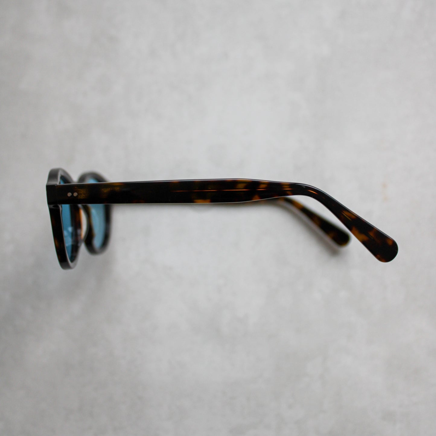 105 Brown Tortoiseshell Frame with Blue Lenses