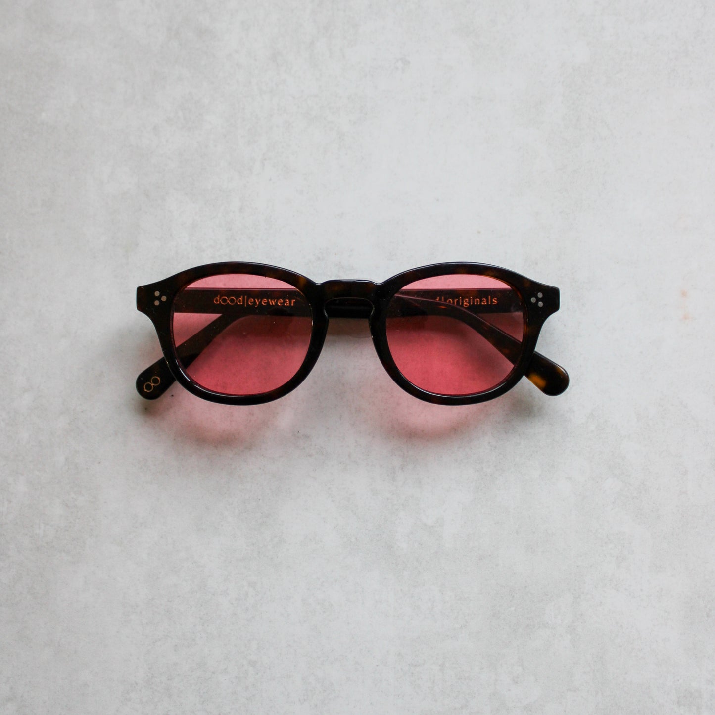 105 Brown Tortoiseshell Frame with Pink Lenses