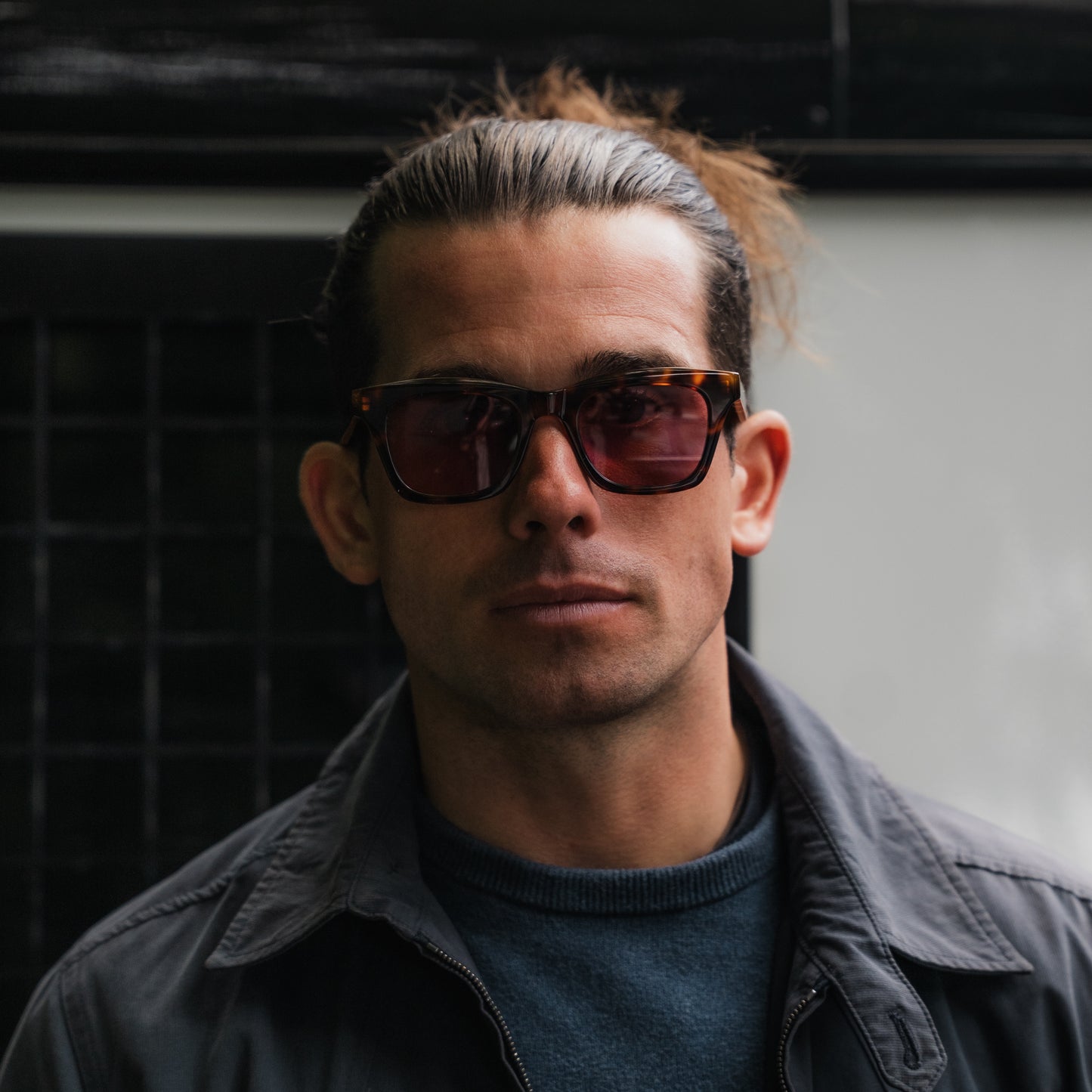 918 Brown Tortoiseshell Frame with Pink Lenses