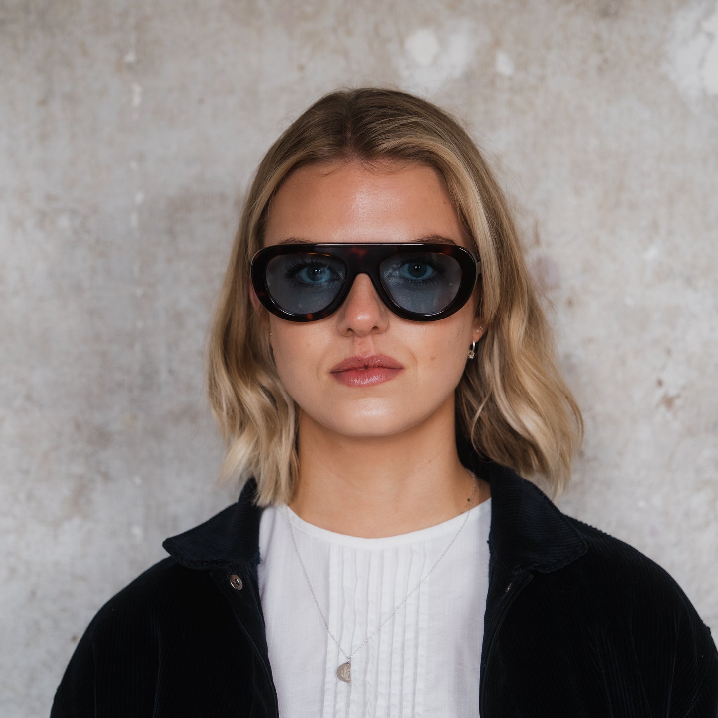 481 Dark Brown Tortoiseshell Frame with Blue Lenses